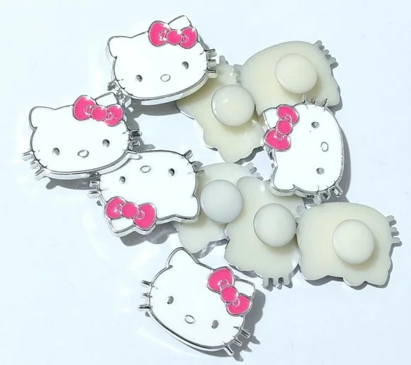 Pins para Crocs Hello Kitty Abs Pacote com 6 Unidades