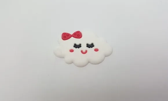 Aplique de Nuvem Fofinha Emborrachado de 3,4cm - 6 Unidades