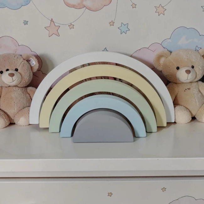 Arco iris de mdf decorativo/ Enfeite de festa, decoração pra quarto de bebe.