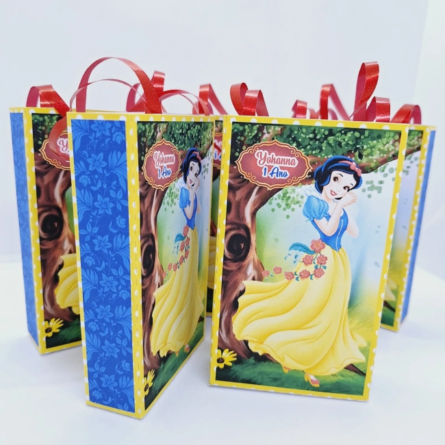PEGUE E MONTE - Sacolinha Surpresa Personalizada BRANCA DE NEVE
