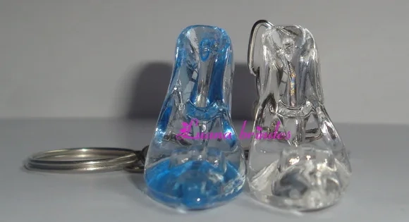 Chaveiro Sapatinho de Acrílico 5cm Pct C/10 Unidades