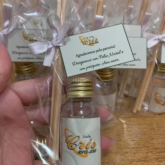 Brinde corporativo mini aromatizador com logo