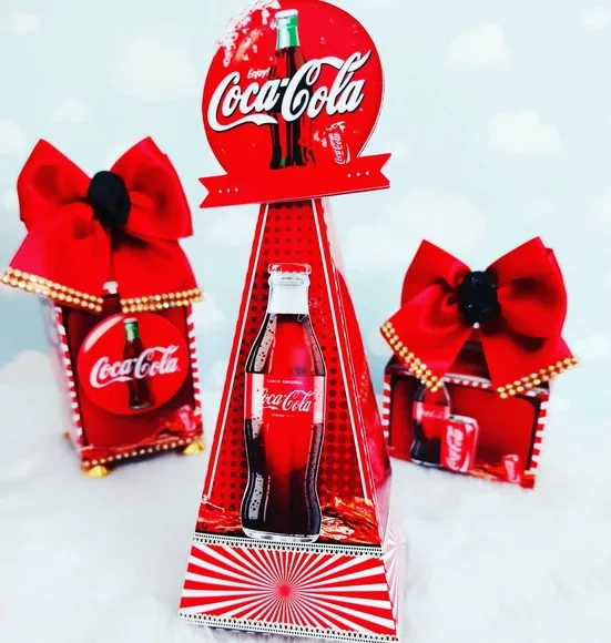 Kit 60 Lembrancinhas Coca Cola