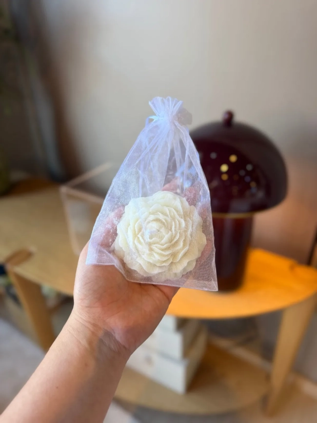Vela Peônia G Perfumada de Baunilha