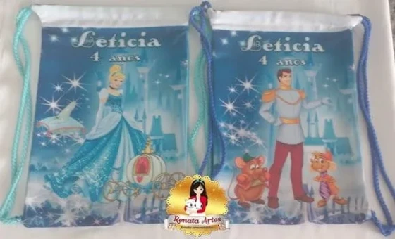 Mochila Cinderela e Príncipe