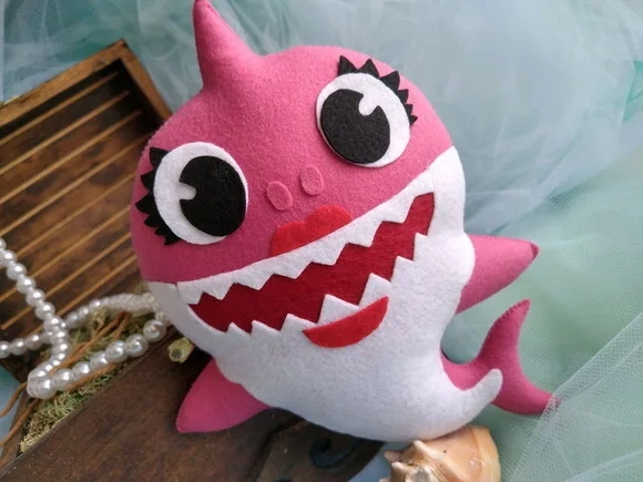 Baby Shark em Feltro