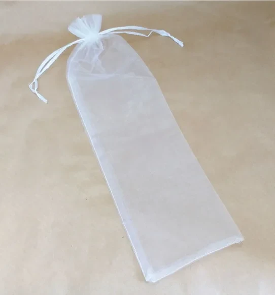 Saquinho de Organza Tunil com Fita Ceim 20x40 01 Peça