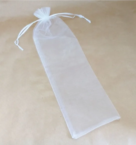 Saquinho de Organza Tunil com Fita Ceim 20x40 01 Peça