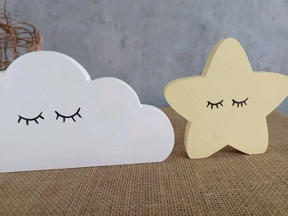 Sleepy Eyes Nuvem Estrela Lua 10cm