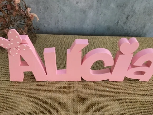 Nome em MDF Personalizado com para Quarto de Bebê - Letras Decorativas Infantis - Tema Jardim das Borboletas