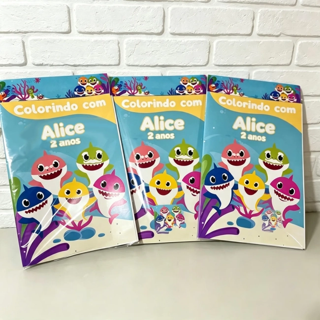 Kit Colorir Revista com Giz de cera Personalizadodo Baby Shark