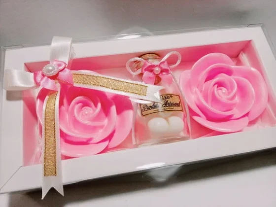 Kit Presente de Aniversário, Pote de Pérolas com Sabonetes