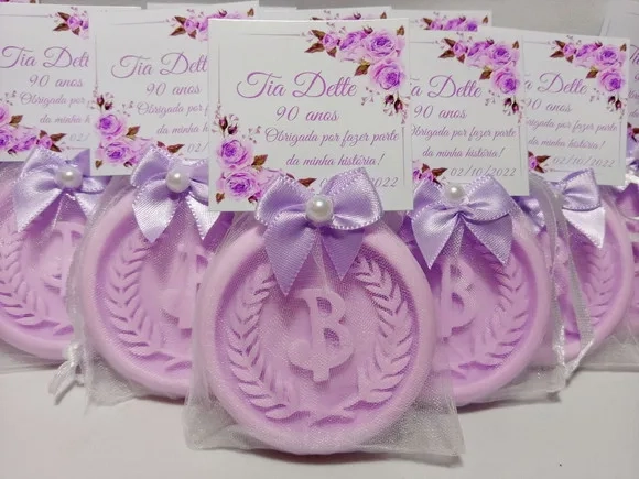 Lembrancinha 90 Anos, Sabonete Letra Inicial Personalizada