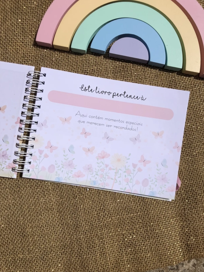 Livro do Bebê Personalizado, Álbum de Memórias e Momentos Especiais | Jardim das Borboletas