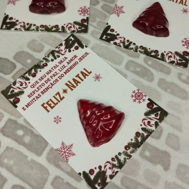 50 unidades Mini Sabonete Árvore - Pinheiro de Natal no Card - Mimo de Natal (vermelho)