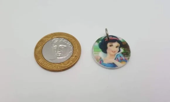Pingente da Branca de Neve com Argola