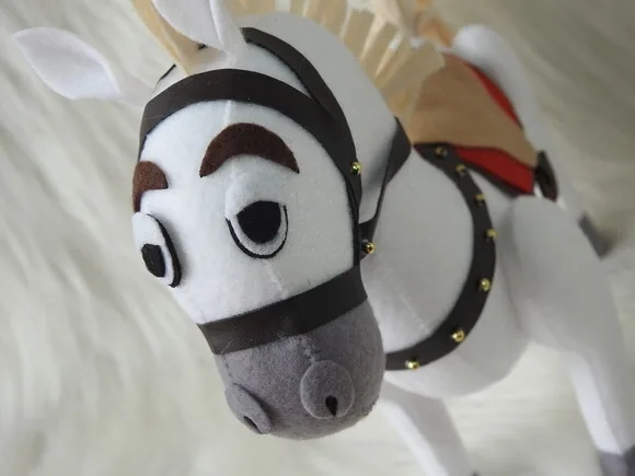 Cavalo Maximus Em Feltro - Enrolados
