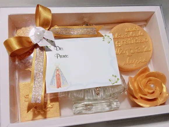 Presente Bodas de Ouro: Kit Aromatizador Nossa Senhora