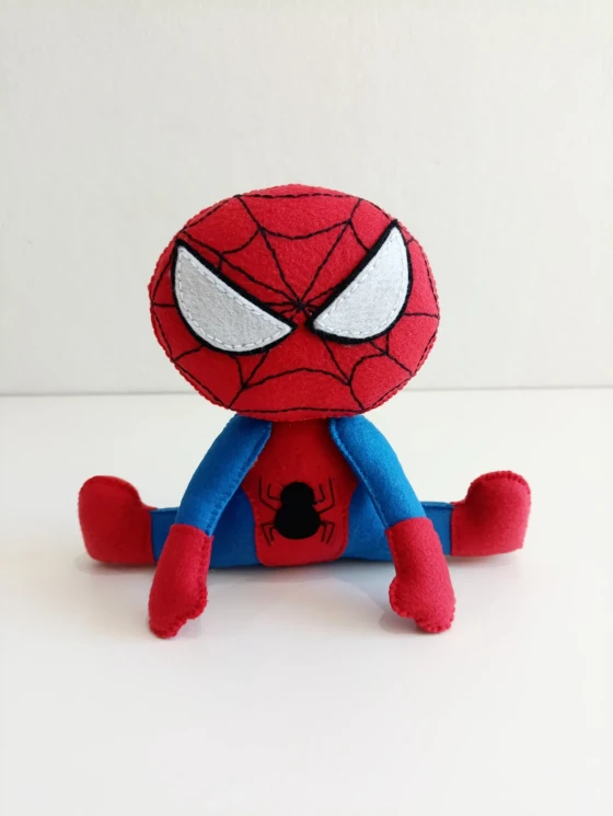 Centro de mesa Homem Aranha Baby em feltro.