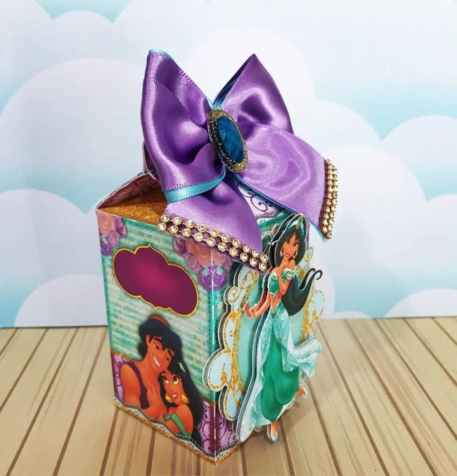 Kit 60 Lembrancinhas Personalizadas Aladim e Jasmine