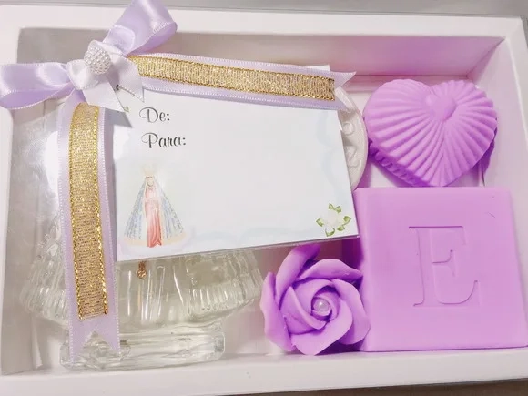 Presente Católico: Aromatizador Nossa Senhora com Sabonetes