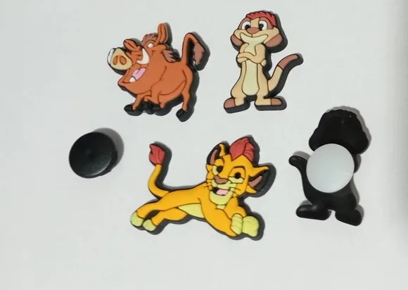 Pins de Crocs Rei Leão Emborrachado Pacote com 210 Unidades