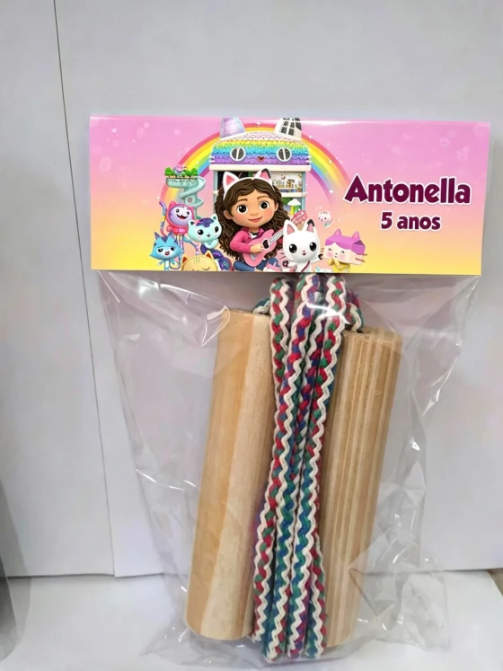 Corda de Pular Perosnalizada lembrancinhas infantil da Casa Magica da Gabby