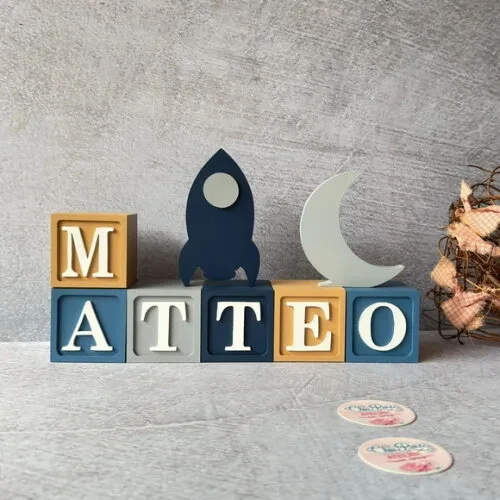 Astronauta Cubos 6x6cm + Foguete + Lua- Decoração Bebê